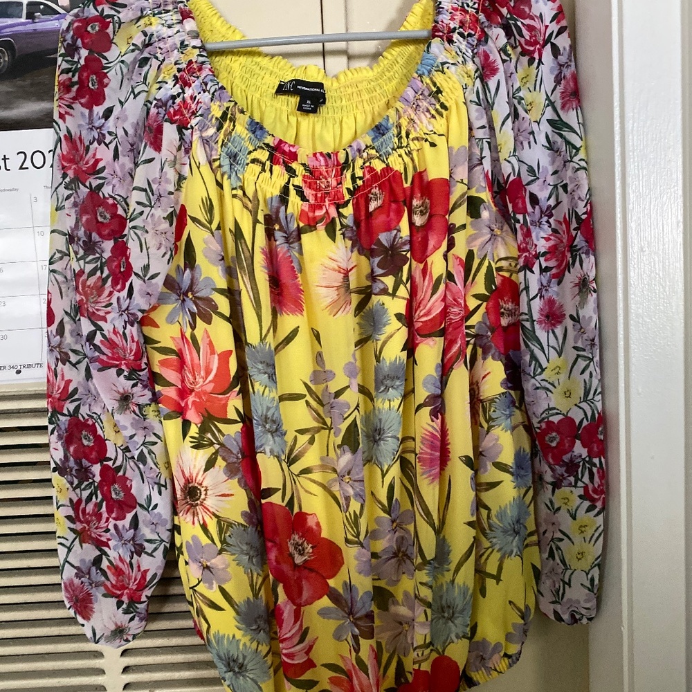 Ladies top